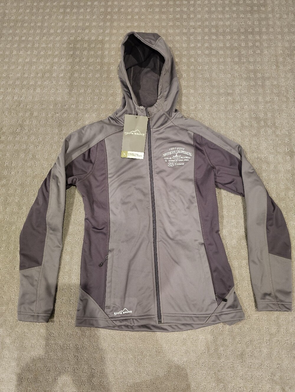 NEW Eddie Bauer Women's Trail Soft Shell Hooded Jacket Size M Grey, Logo     